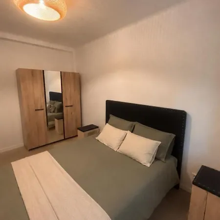 Apartmán Apparemment Climatise Avec Parking Gratuit *